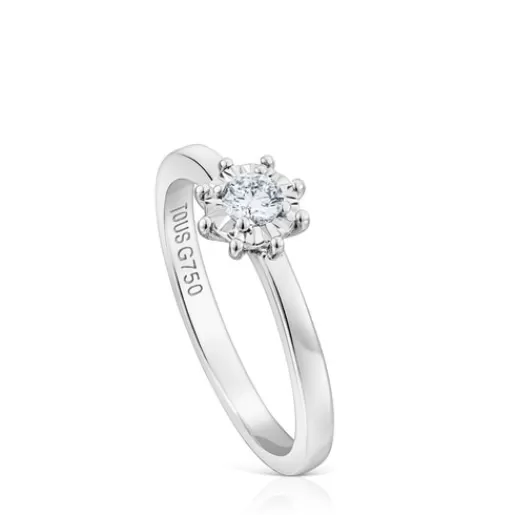 New White gold Les Classiques Ring with small Diamond rosette. 0,10ct 分类为空 | Small Rings